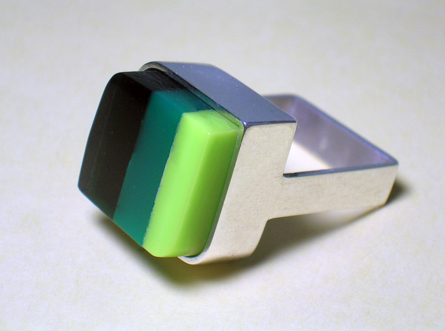 Contemporary Jewelry Design | © Alberto Leonardo | Designer